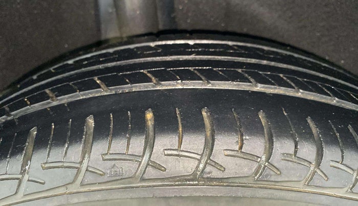 2022 Maruti Baleno DELTA PETROL 1.2, Petrol, Manual, 1,03,379 km, Right Rear Tyre Tread