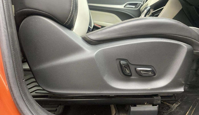 2022 MG ASTOR SHARP 1.5 CVT, Petrol, Automatic, 62,709 km, Driver Side Adjustment Panel