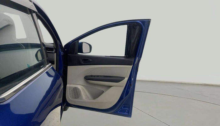 2020 Renault TRIBER RXT, Petrol, Manual, 36,524 km, RHS Front Door