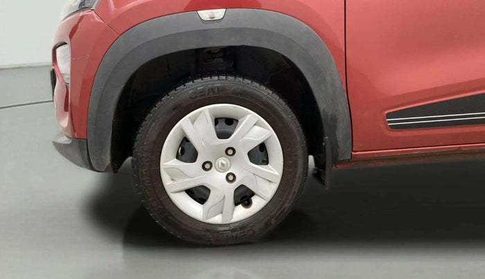 2022 Renault Kwid RXT 1.0 AMT, Petrol, Automatic, 12,707 km, Left Front Wheel