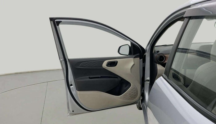 2021 Hyundai AURA S 1.2, Petrol, Manual, 61,214 km, LHS Front Door