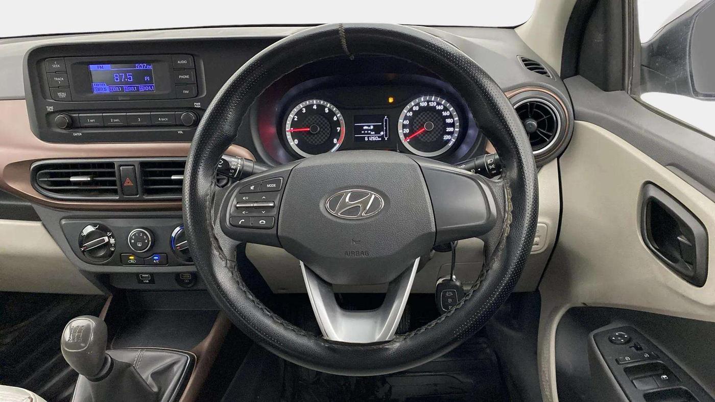 2021 Hyundai AURA S 1.2, Petrol, Manual, 61,214 km, Steering Wheel Close Up