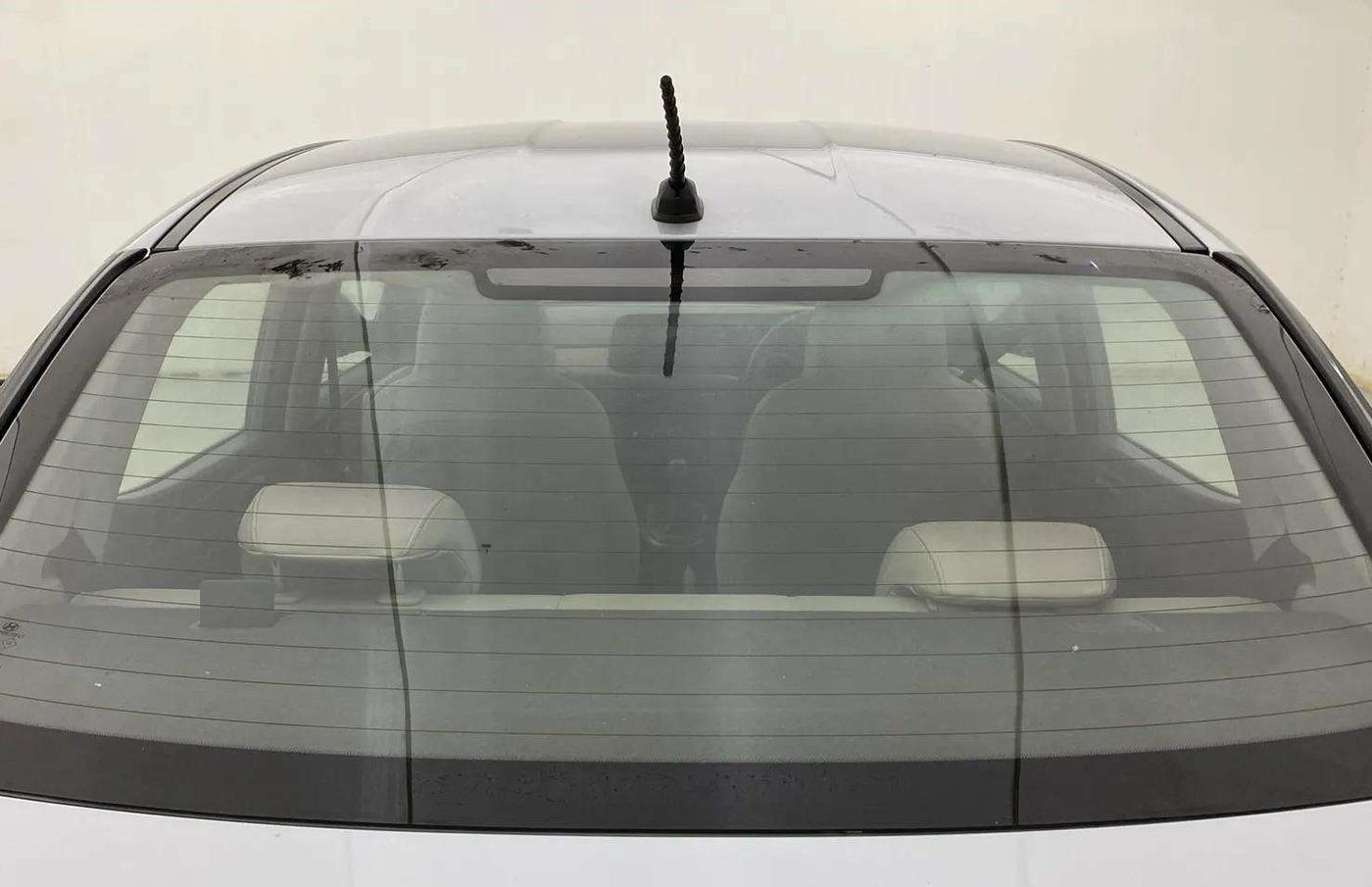 2021 Hyundai AURA S 1.2, Petrol, Manual, 61,214 km, Rear Windshield
