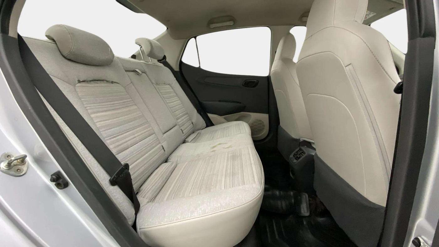 2021 Hyundai AURA S 1.2, Petrol, Manual, 61,214 km, Right Side Rear Door Cabin