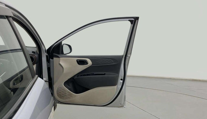 2021 Hyundai AURA S 1.2, Petrol, Manual, 61,214 km, RHS Front Door