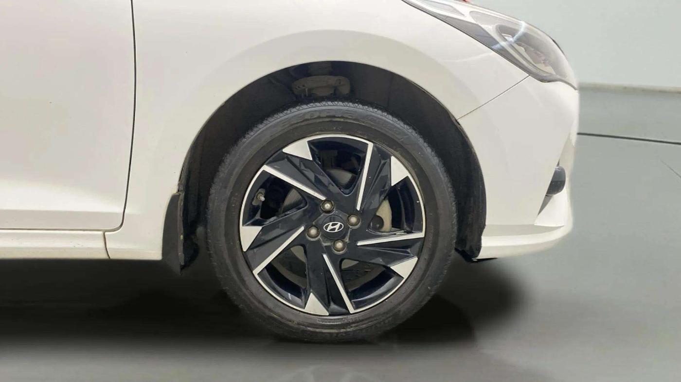 2021 Hyundai Verna SX (O)1.5 VTVT, Petrol, Manual, 58,536 km, Right Front Wheel