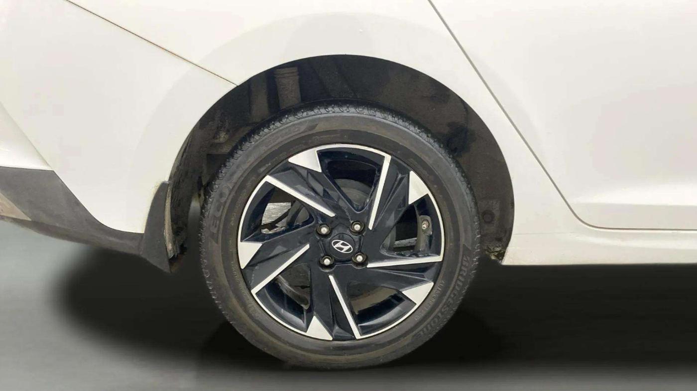 2021 Hyundai Verna SX (O)1.5 VTVT, Petrol, Manual, 58,536 km, Right Rear Wheel