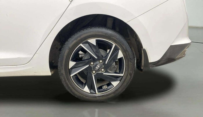 2021 Hyundai Verna SX (O)1.5 VTVT, Petrol, Manual, 58,494 km, Left Rear Wheel