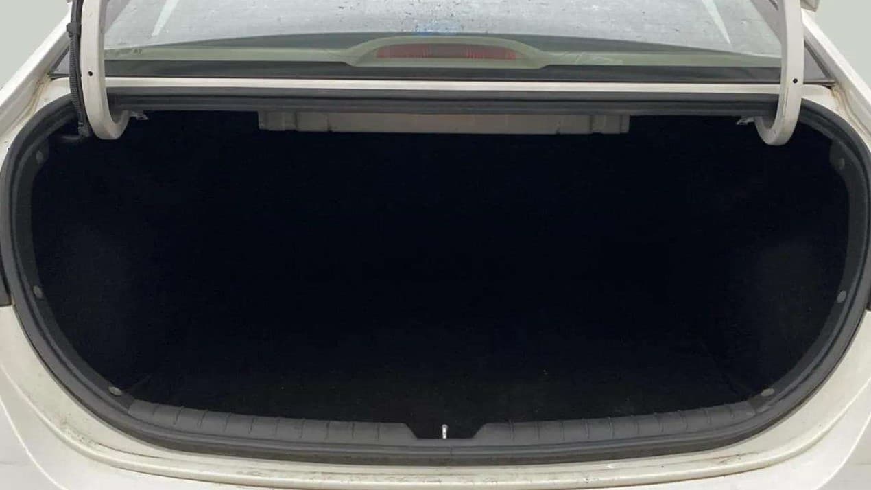 2021 Hyundai Verna SX (O)1.5 VTVT, Petrol, Manual, 58,536 km, Boot Open Zoomed View