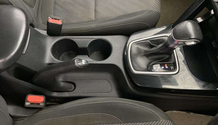 2020 KIA SELTOS HTK PLUS AT 1.5 DIESEL, Diesel, Automatic, 76,442 km, Gear Lever