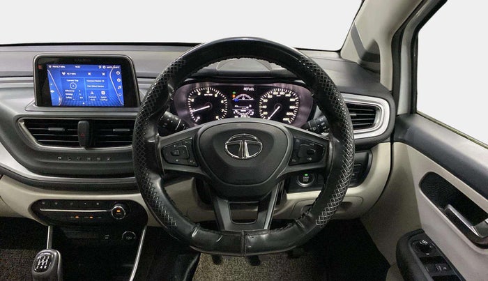2021 Tata ALTROZ XZ PETROL, Petrol, Manual, 25,324 km, Steering Wheel Close Up
