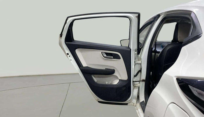 2021 Tata ALTROZ XZ PETROL, Petrol, Manual, 25,324 km, LHS Rear Door