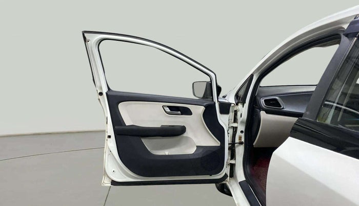 2021 Tata ALTROZ XZ PETROL, Petrol, Manual, 25,324 km, LHS Front Door