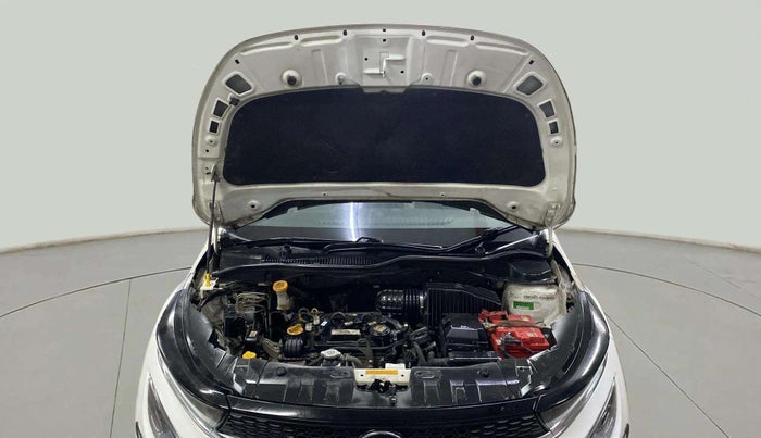 2021 Tata ALTROZ XZ PETROL, Petrol, Manual, 25,324 km, Open Bonet