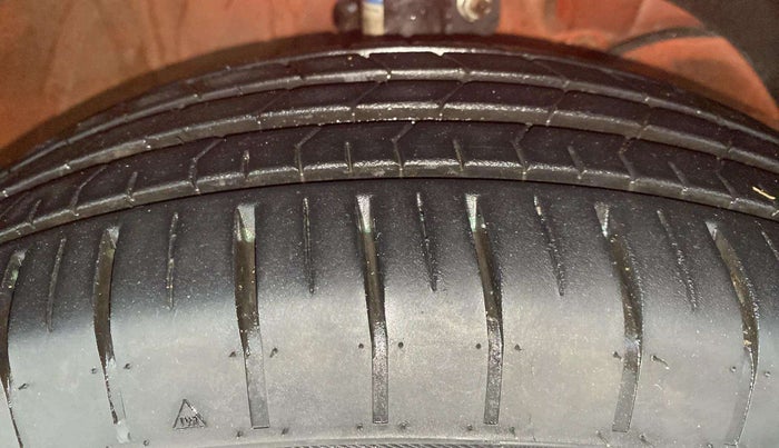 2022 Maruti Swift ZXI PLUS AMT, Petrol, Automatic, 6,564 km, Right Front Tyre Tread
