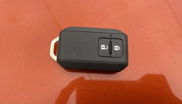 2022 Maruti Swift ZXI PLUS AMT, Petrol, Automatic, 6,564 km, Key Close Up