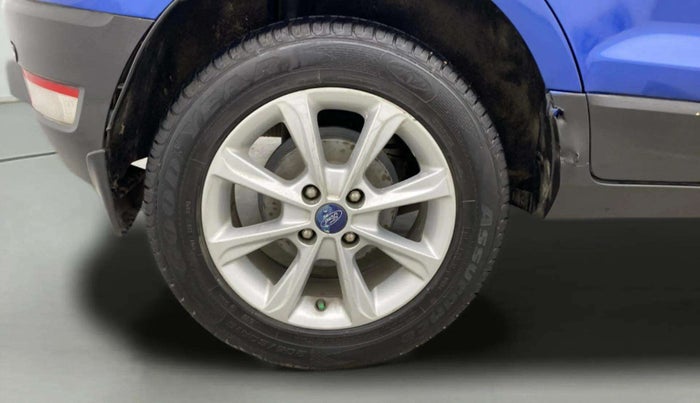 2020 Ford Ecosport TITANIUM 1.5L DIESEL, Diesel, Manual, 1,39,858 km, Right Rear Wheel