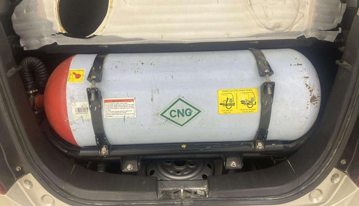 2016 Maruti Wagon R 1.0 LXI CNG, CNG, Manual, 98,303 km, Boot Inside