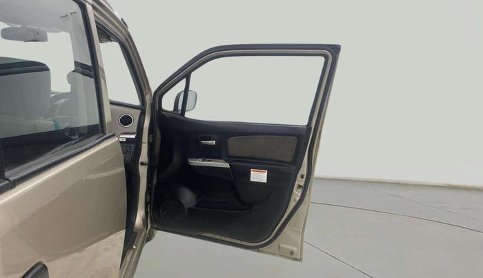 2016 Maruti Wagon R 1.0 LXI CNG, CNG, Manual, 98,303 km, RHS Front Door
