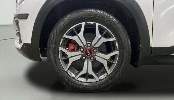 2021 KIA SELTOS GTX PLUS DCT 1.4 PETROL, Petrol, Automatic, 76,833 km, Left Front Wheel
