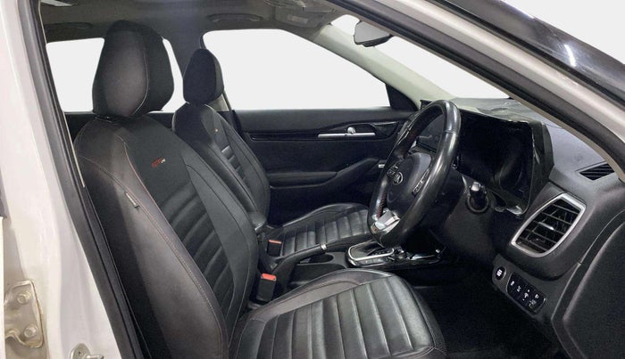 2021 KIA SELTOS GTX PLUS DCT 1.4 PETROL, Petrol, Automatic, 76,833 km, Right Side Front Door Cabin