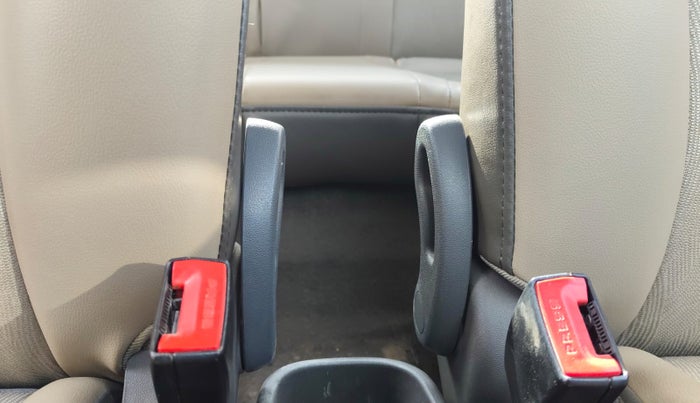 2013 Hyundai i10 MAGNA 1.2, Petrol, Manual, 74,651 km, Driver Side Adjustment Panel