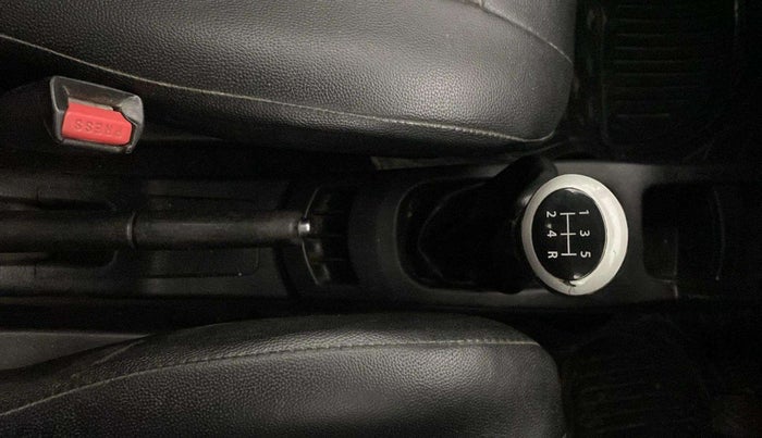 2016 Maruti Wagon R 1.0 VXI, CNG, Manual, 47,269 km, Gear Lever