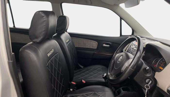 2016 Maruti Wagon R 1.0 VXI, CNG, Manual, 47,269 km, Right Side Front Door Cabin