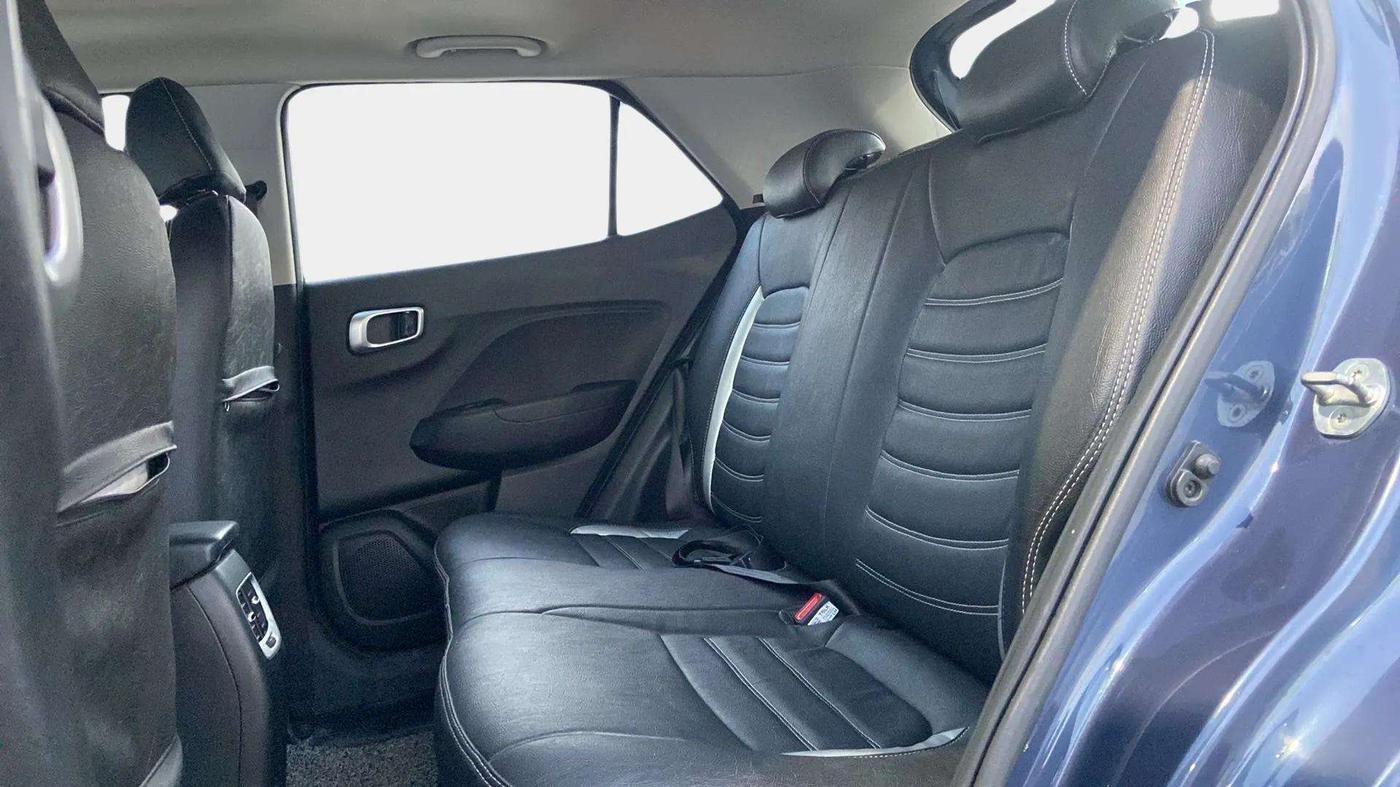 2021 Hyundai VENUE SX 1.0 TURBO IMT, Petrol, Manual, 97,732 km, Right Side Rear Door Cabin