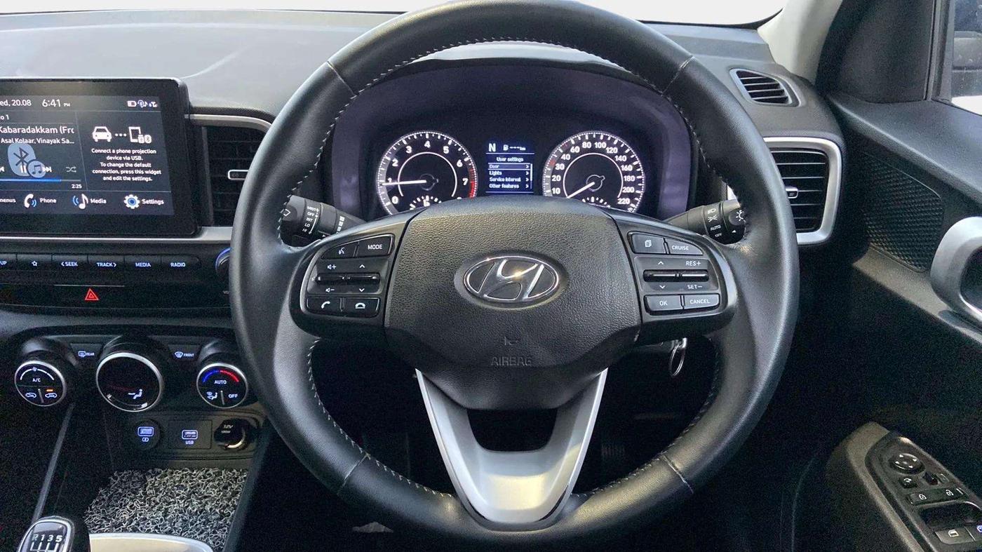 2021 Hyundai VENUE SX 1.0 TURBO IMT, Petrol, Manual, 97,732 km, Steering Wheel Close Up