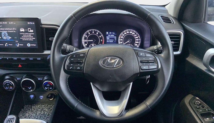 2021 Hyundai VENUE SX 1.0 TURBO IMT, Petrol, Manual, 97,692 km, Steering Wheel Close Up