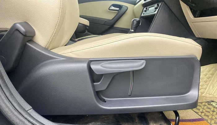 2021 Volkswagen Vento HIGHLINE PLUS 1.0L TSI AT, Petrol, Automatic, 17,398 km, Driver Side Adjustment Panel