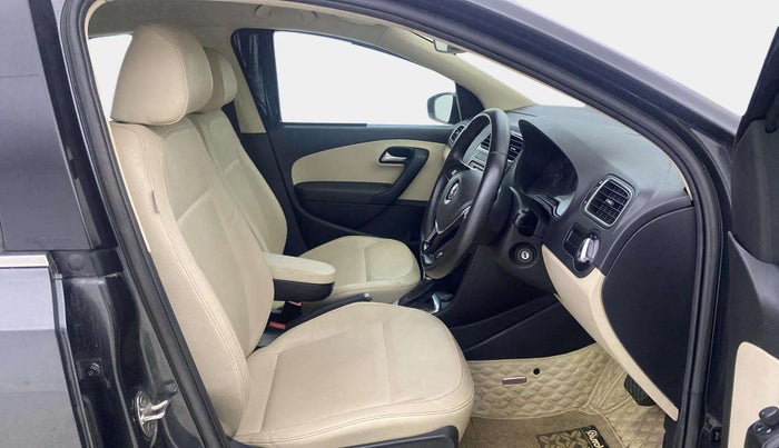 2021 Volkswagen Vento HIGHLINE PLUS 1.0L TSI AT, Petrol, Automatic, 17,398 km, Right Side Front Door Cabin