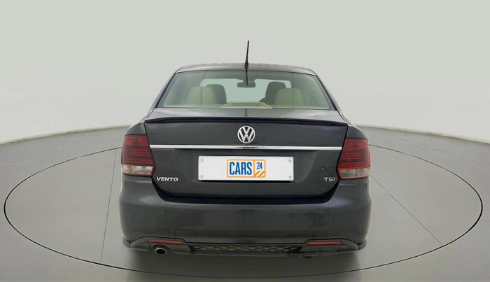 2021 Volkswagen Vento HIGHLINE PLUS 1.0L TSI AT, Petrol, Automatic, 17,398 km, Back/Rear