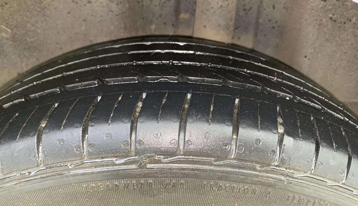 2021 Volkswagen Vento HIGHLINE PLUS 1.0L TSI AT, Petrol, Automatic, 17,398 km, Left Rear Tyre Tread