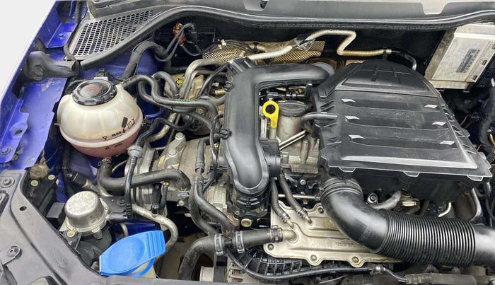 2020 Volkswagen Polo HIGHLINE PLUS 1.0L TSI AT, Petrol, Automatic, 74,427 km, Engine View - Right