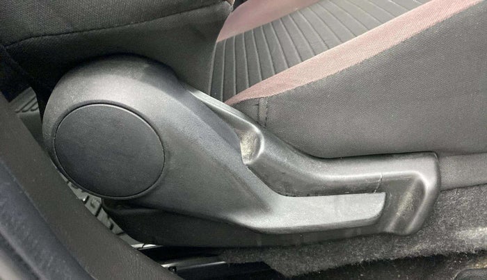2023 Maruti FRONX DELTA PLUS 1.2MT, Petrol, Manual, 50,494 km, Driver Side Adjustment Panel