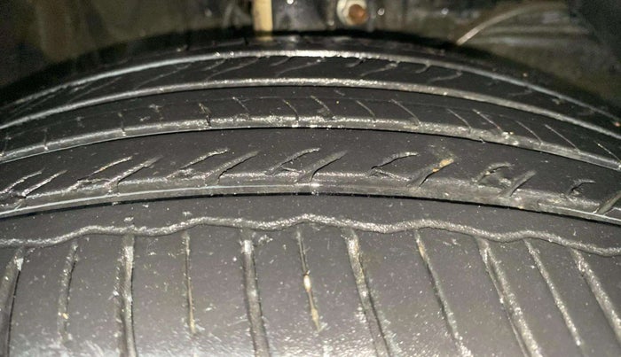 2023 Maruti FRONX DELTA PLUS 1.2MT, Petrol, Manual, 50,494 km, Right Front Tyre Tread