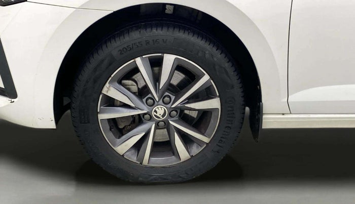 2022 Skoda SLAVIA STYLE 1.5L TSI MT, Petrol, Manual, 51,054 km, Left Front Wheel