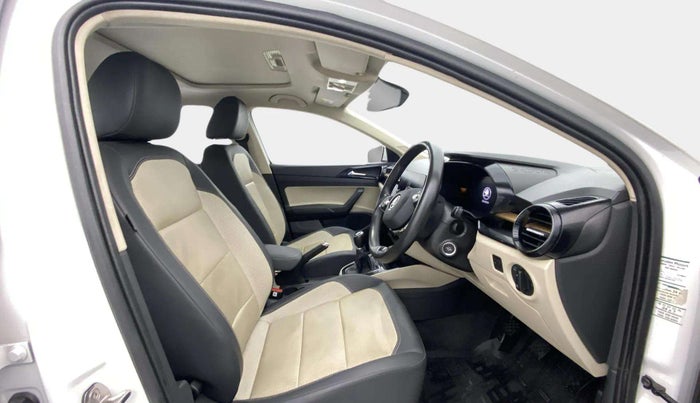 2022 Skoda SLAVIA STYLE 1.5L TSI MT, Petrol, Manual, 51,054 km, Right Side Front Door Cabin