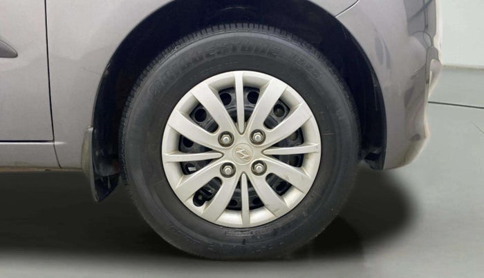 2013 Hyundai i10 MAGNA 1.2, Petrol, Manual, 31,103 km, Right Front Wheel