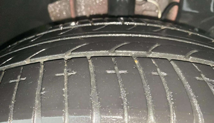 2019 Tata Tiago XZA PLUS PETROL, Petrol, Automatic, 37,286 km, Right Front Tyre Tread