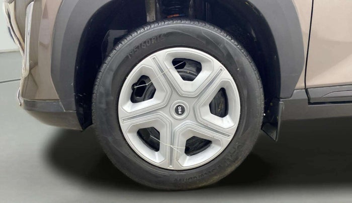2021 Nissan MAGNITE XL TURBO, Petrol, Manual, 31,021 km, Left Front Wheel