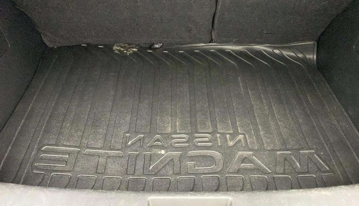 2021 Nissan MAGNITE XL TURBO, Petrol, Manual, 31,021 km, Boot Inside