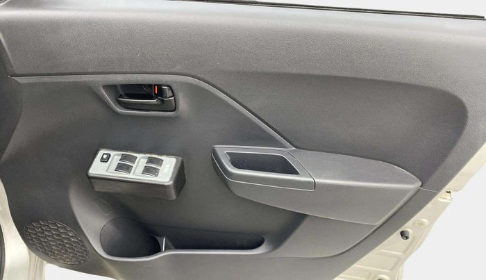 2023 Maruti Alto K10 LXI, Petrol, Manual, 25,595 km, Driver Side Door Panels Control