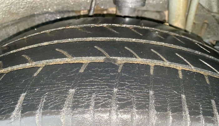 2015 Tata Zest XT PETROL, Petrol, Manual, 52,470 km, Left Rear Tyre Tread