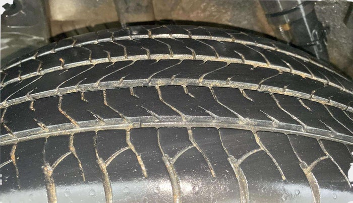 2016 Renault Duster 85 PS RXZ DIESEL, Diesel, Manual, 53,185 km, Right Rear Tyre Tread