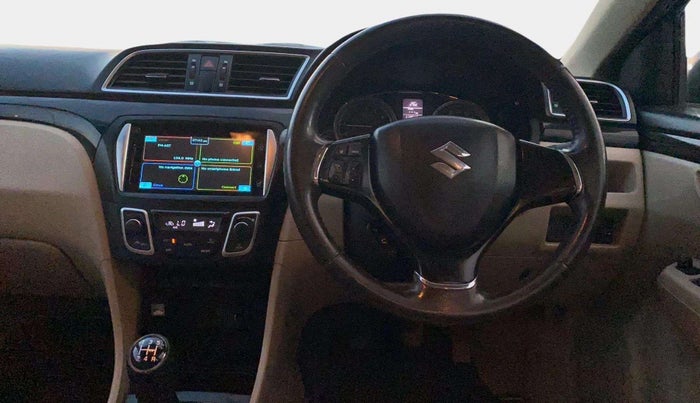 2015 Maruti Ciaz ZXI+, Petrol, Manual, 1,12,540 km, Steering Wheel Close Up