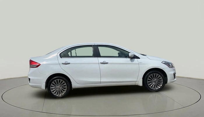 2015 Maruti Ciaz ZXI+, Petrol, Manual, 1,12,540 km, Right Side