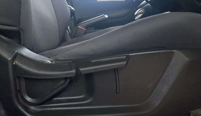 2020 KIA SONET GTX PLUS 1.5 AT, Diesel, Automatic, 87,648 km, Driver Side Adjustment Panel
